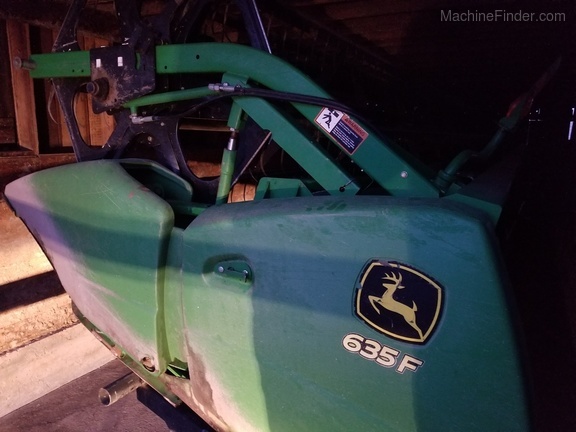 2009 John Deere 635F