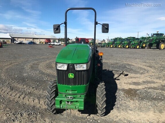 2017 John Deere 5090GV