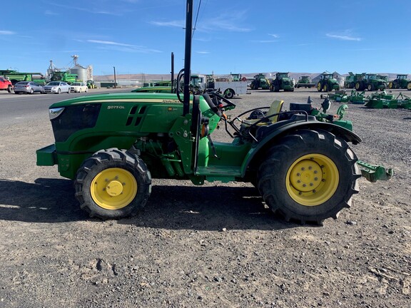 2018 John Deere 5075GL