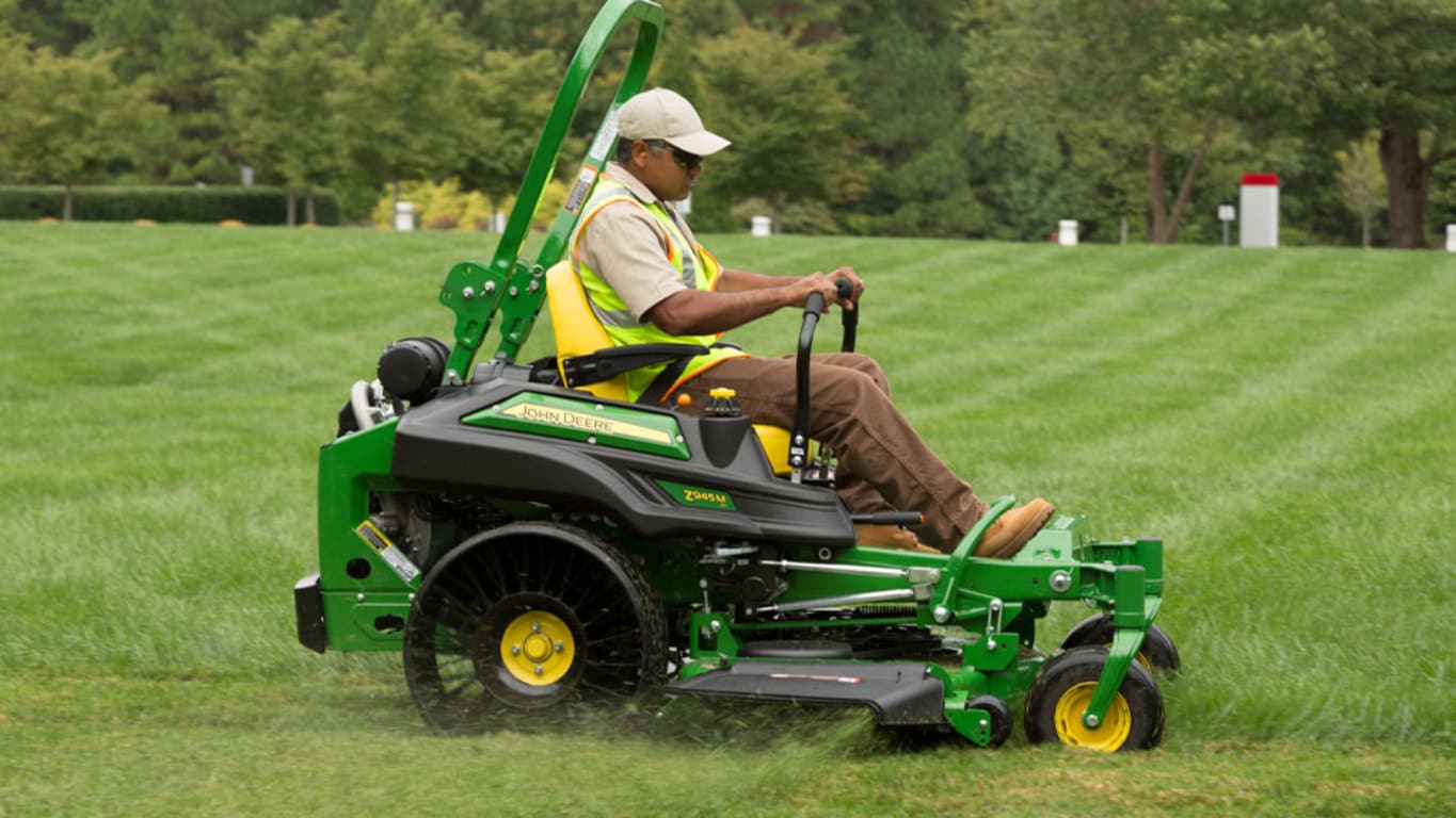 John Deere Z945M EFI