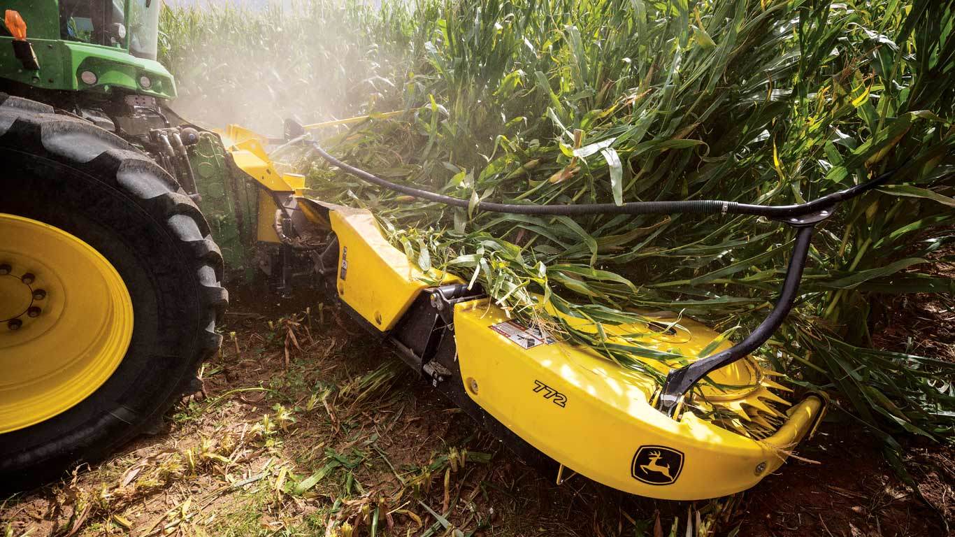 John Deere 772