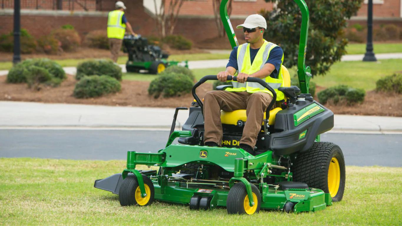 John Deere Z950M