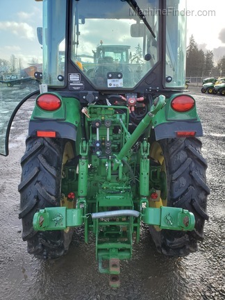 2016 John Deere 5090GV