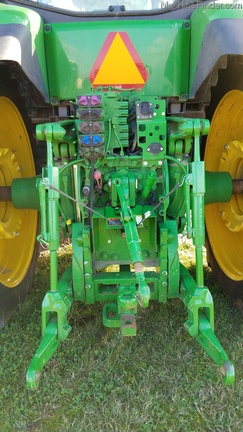 2015 John Deere 7250R