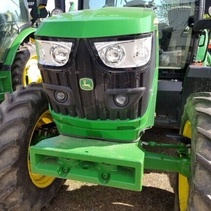 2017 John Deere 6130R