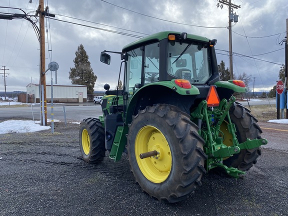 2018 John Deere 6110M