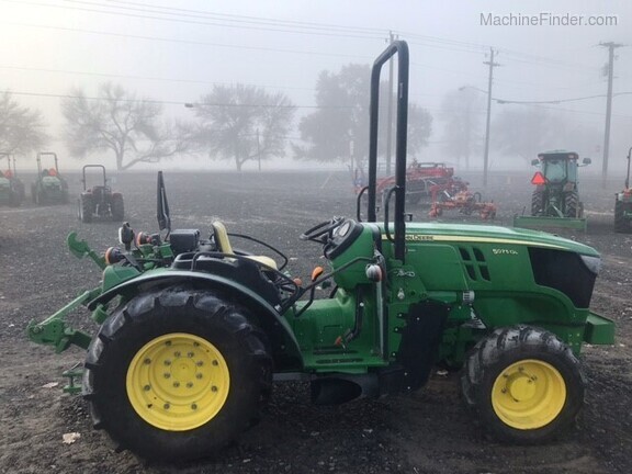 2018 John Deere 5075GL