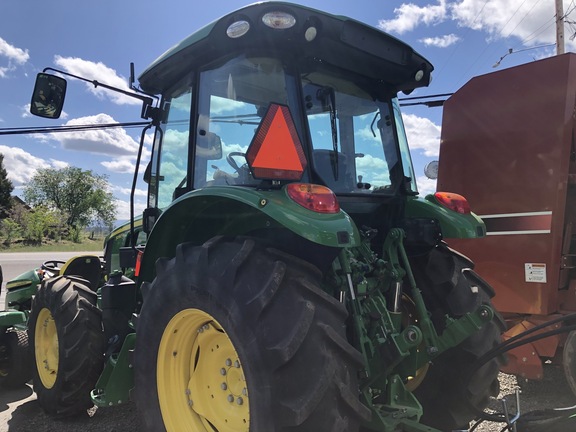 2017 John Deere 5090R