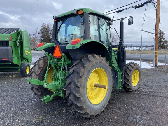 2018 John Deere 6110M