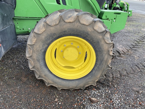 2018 John Deere 6110M