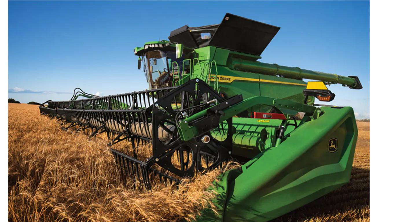 John Deere X9 1100