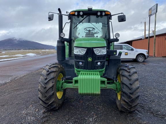 2018 John Deere 6110M