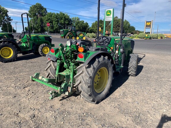 2018 John Deere 5075GL