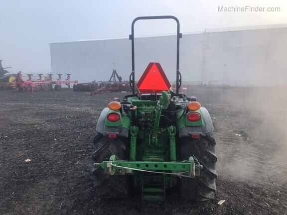 2018 John Deere 5075GL
