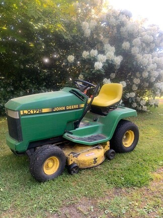 1994 John Deere LX172