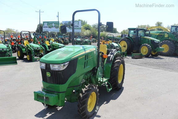 2017 John Deere 5090GV