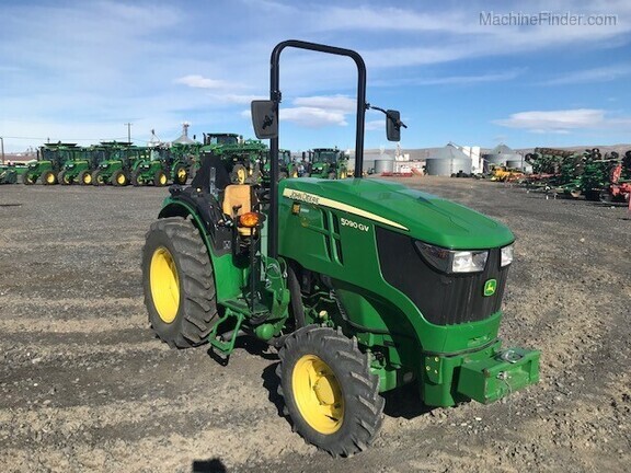 2017 John Deere 5090GV