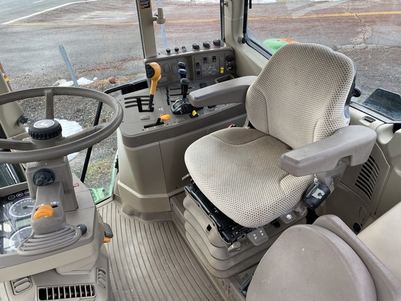 2018 John Deere 6110M
