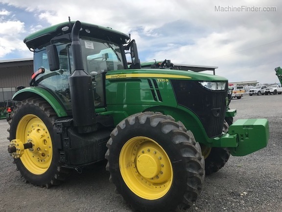 2018 John Deere 7270R