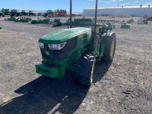 2018 John Deere 5075GL