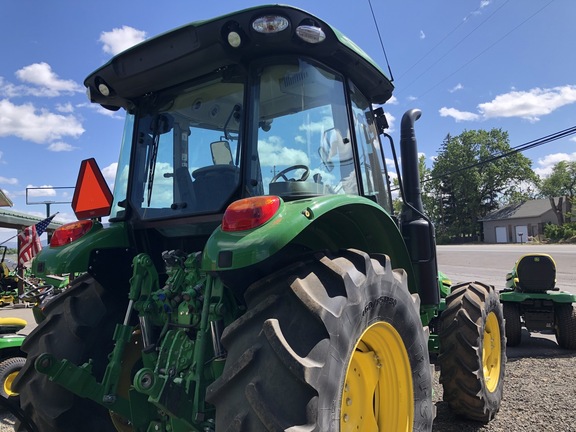 2017 John Deere 5090R