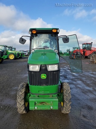 2016 John Deere 5090GV