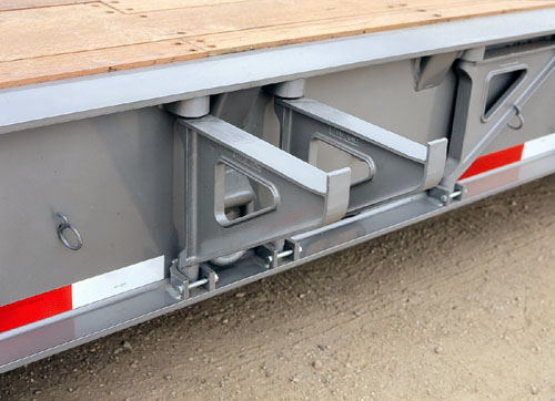 TrailKing Hydraulic Detachable Gooseneck