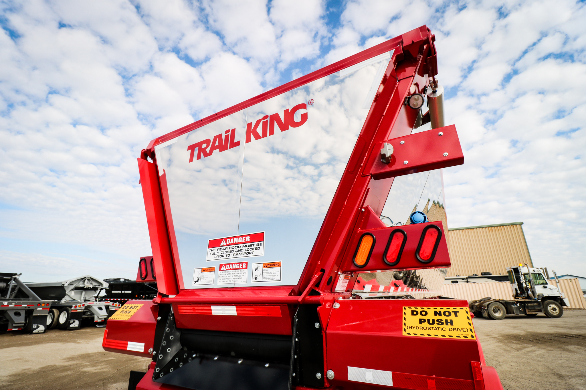 TrailKing TKLBH Heavy Live Bottom