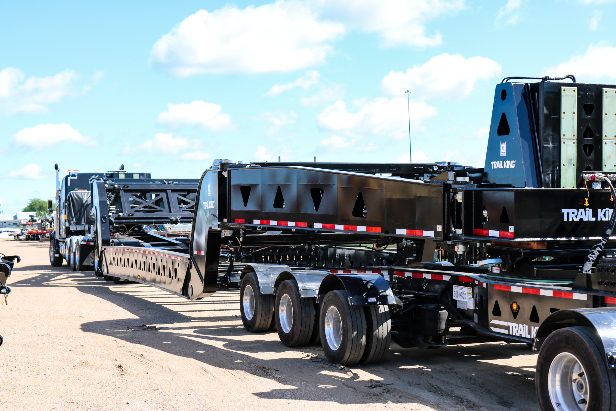 TrailKing Perimeter Expanding Frame