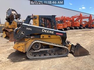 2017 John Deere 331G