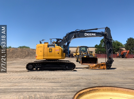 2019 John Deere 245G