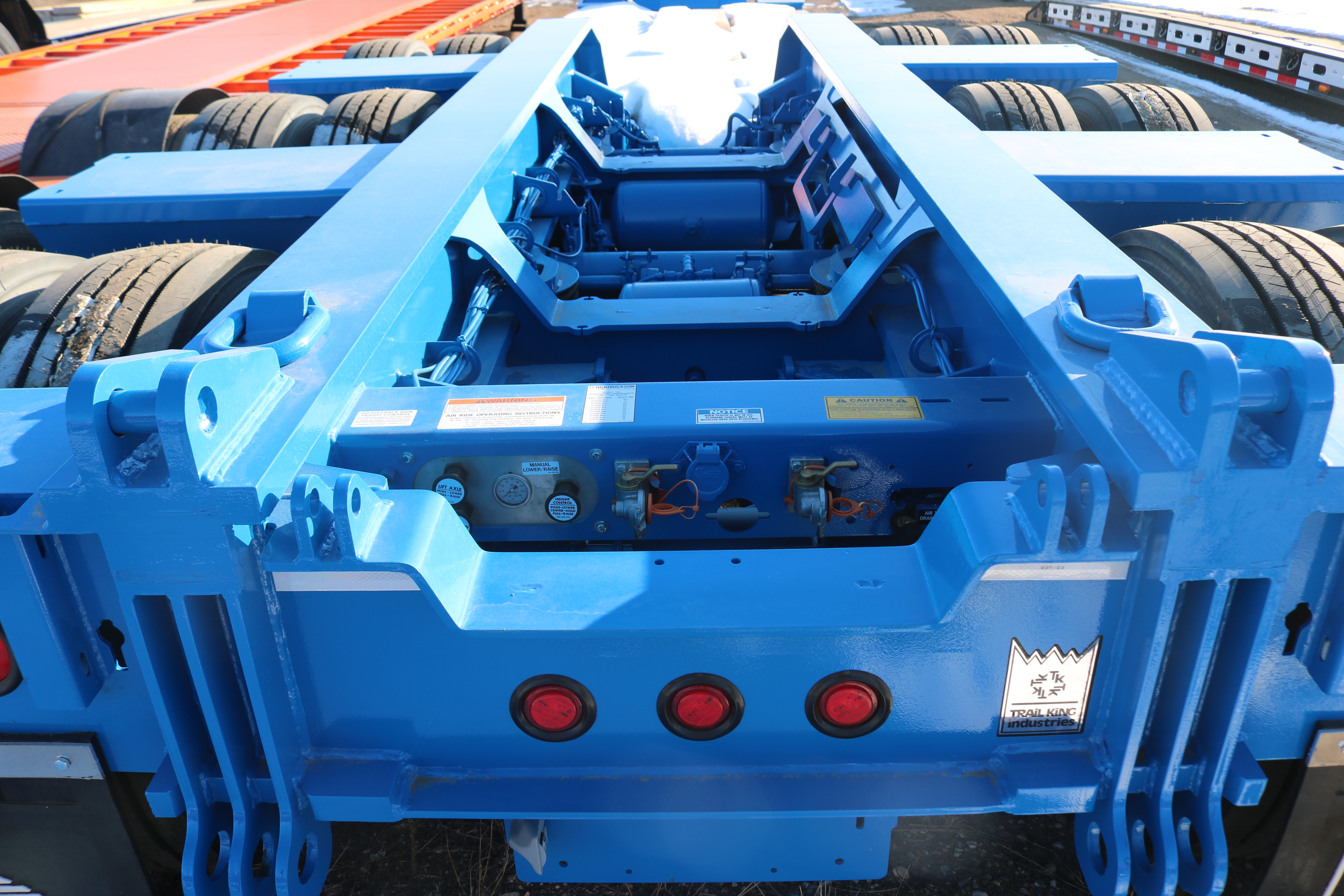 TrailKing TKHDG Hydraulic Detachable Gooseneck