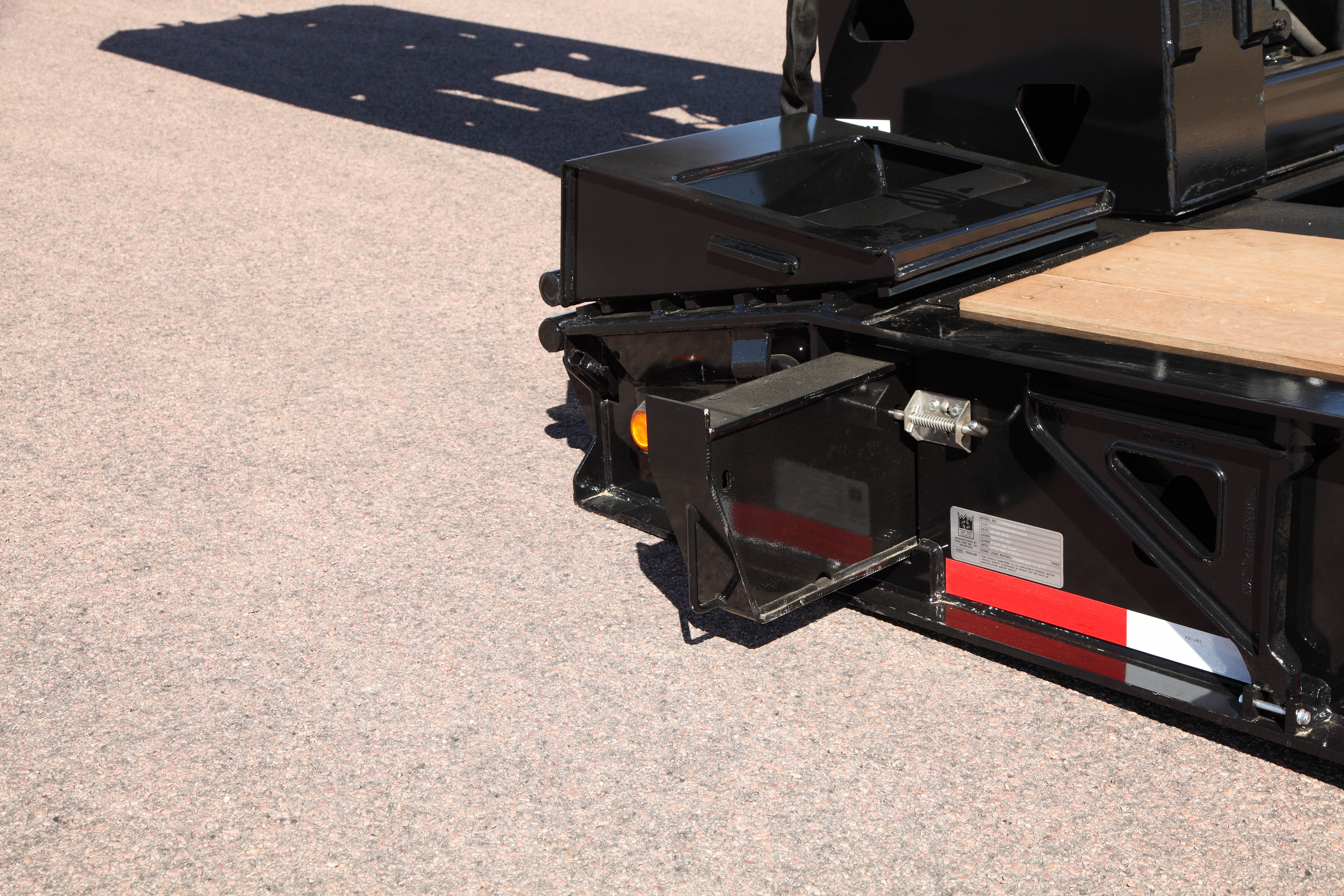 TrailKing TKHDG Hydraulic Detachable Gooseneck