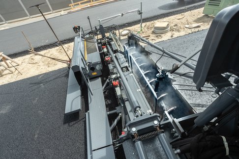 Vogele SB 300