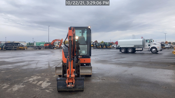 2017 Hitachi ZX30U5