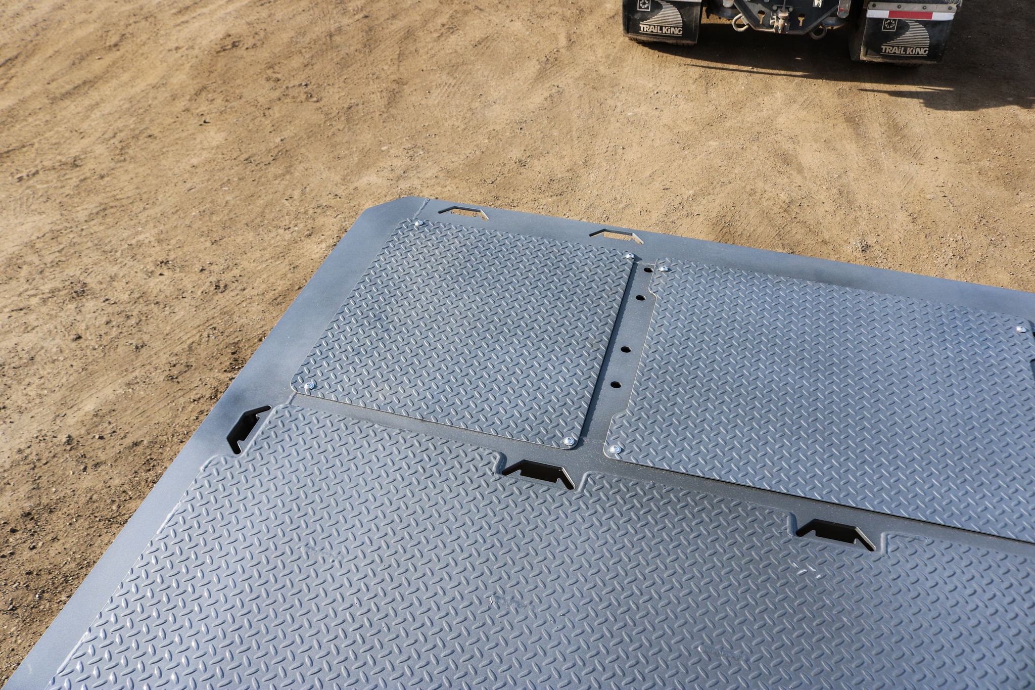 TrailKing TKHT Hydraulic Tail