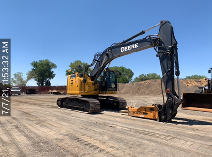 2019 John Deere 245G