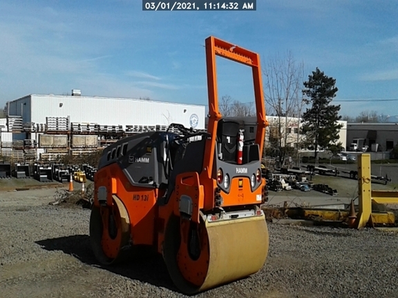 2020 Hamm HD13IV