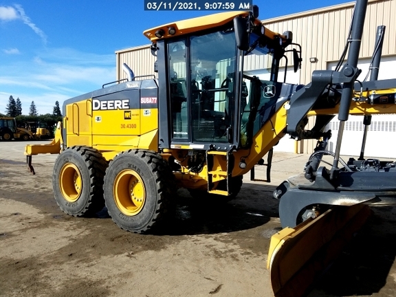 2020 John Deere 772GP