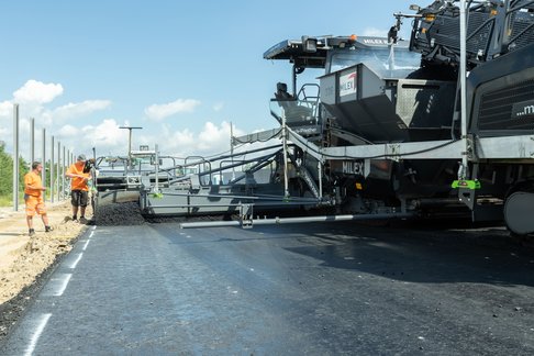 Vogele SB 300