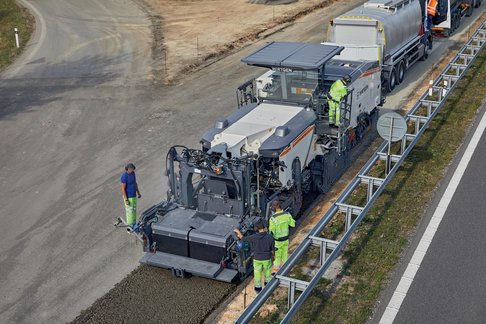 Wirtgen W&nbsp;240&nbsp;CRi