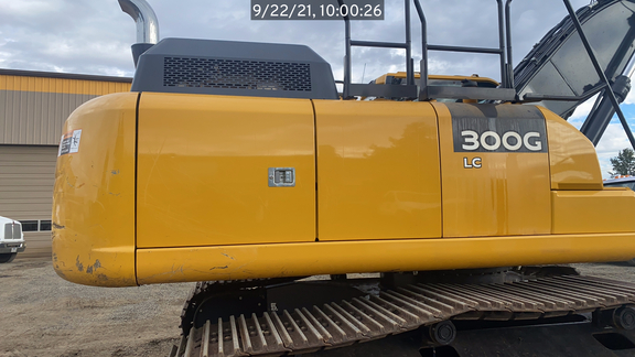 2019 John Deere 300GLC