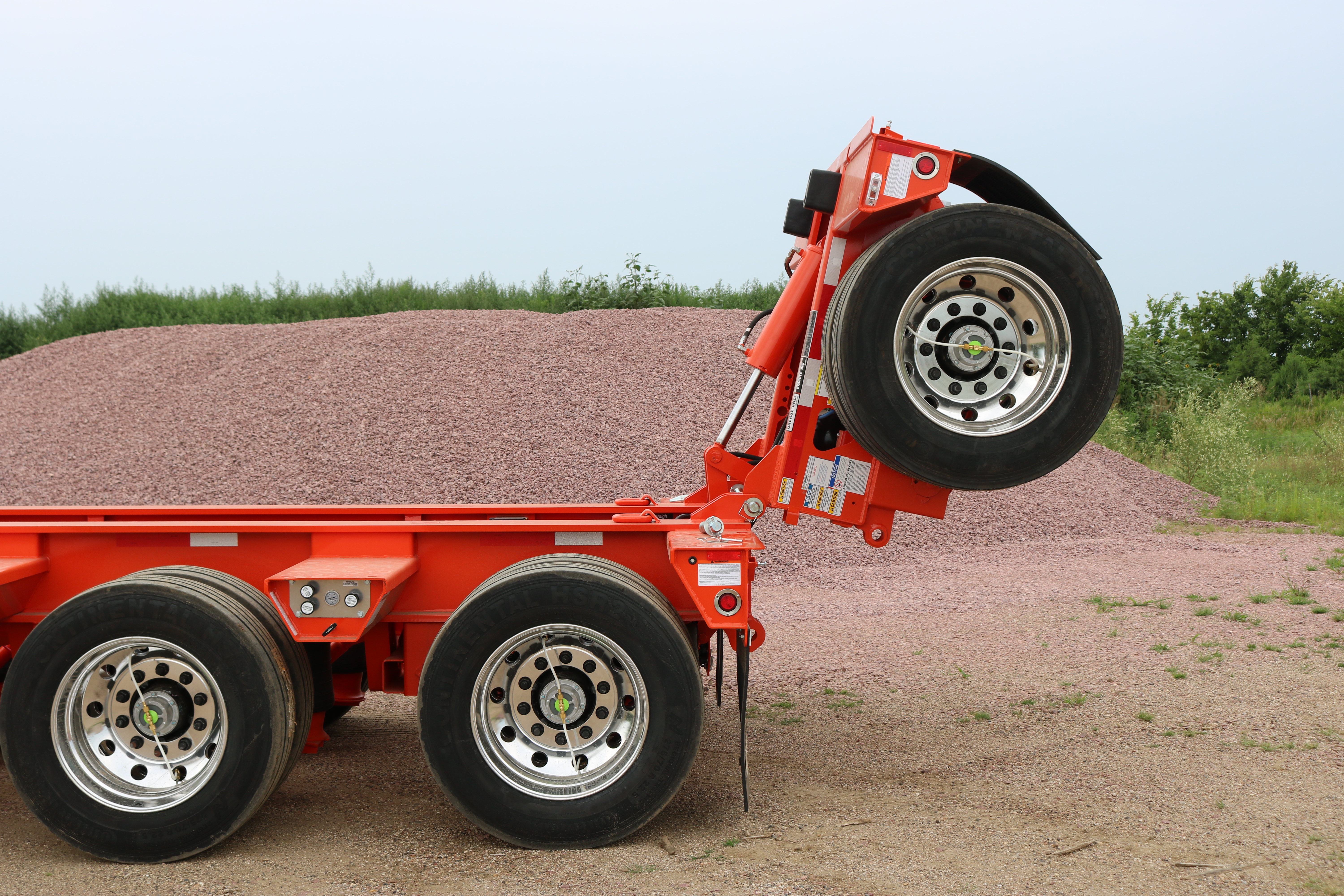 TrailKing TKHDG Hydraulic Detachable Gooseneck