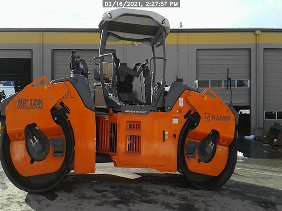 2019 Hamm HD120I