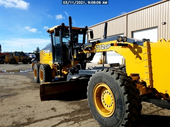 2020 John Deere 772GP