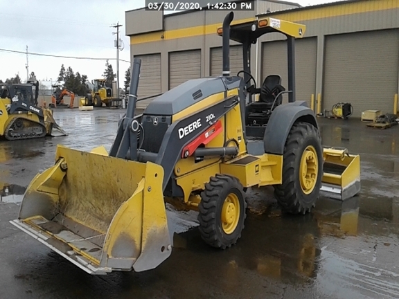 2019 John Deere 210L