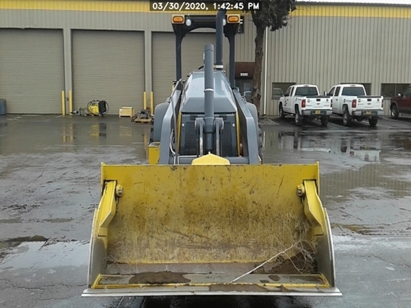 2019 John Deere 210L