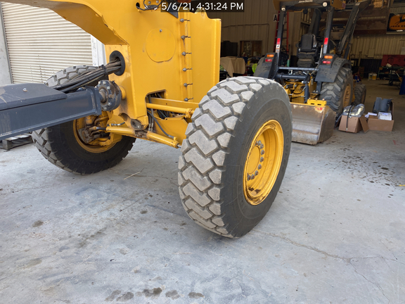 2018 John Deere 672GP
