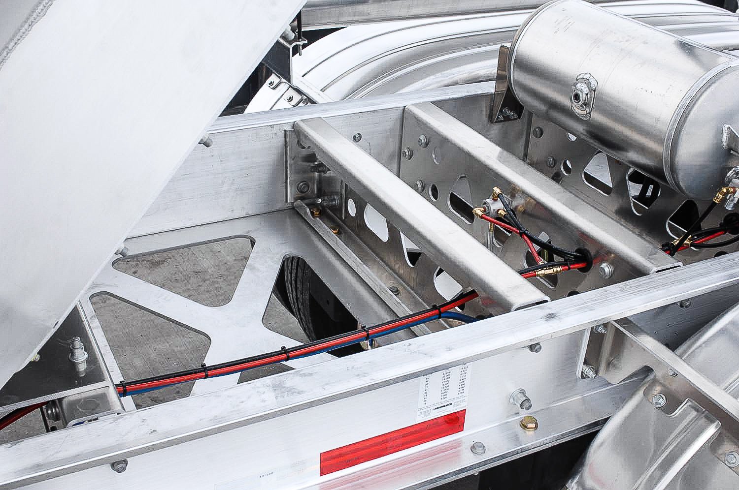 TrailKing TKAPB Aluminum Pneumatic Bulk
