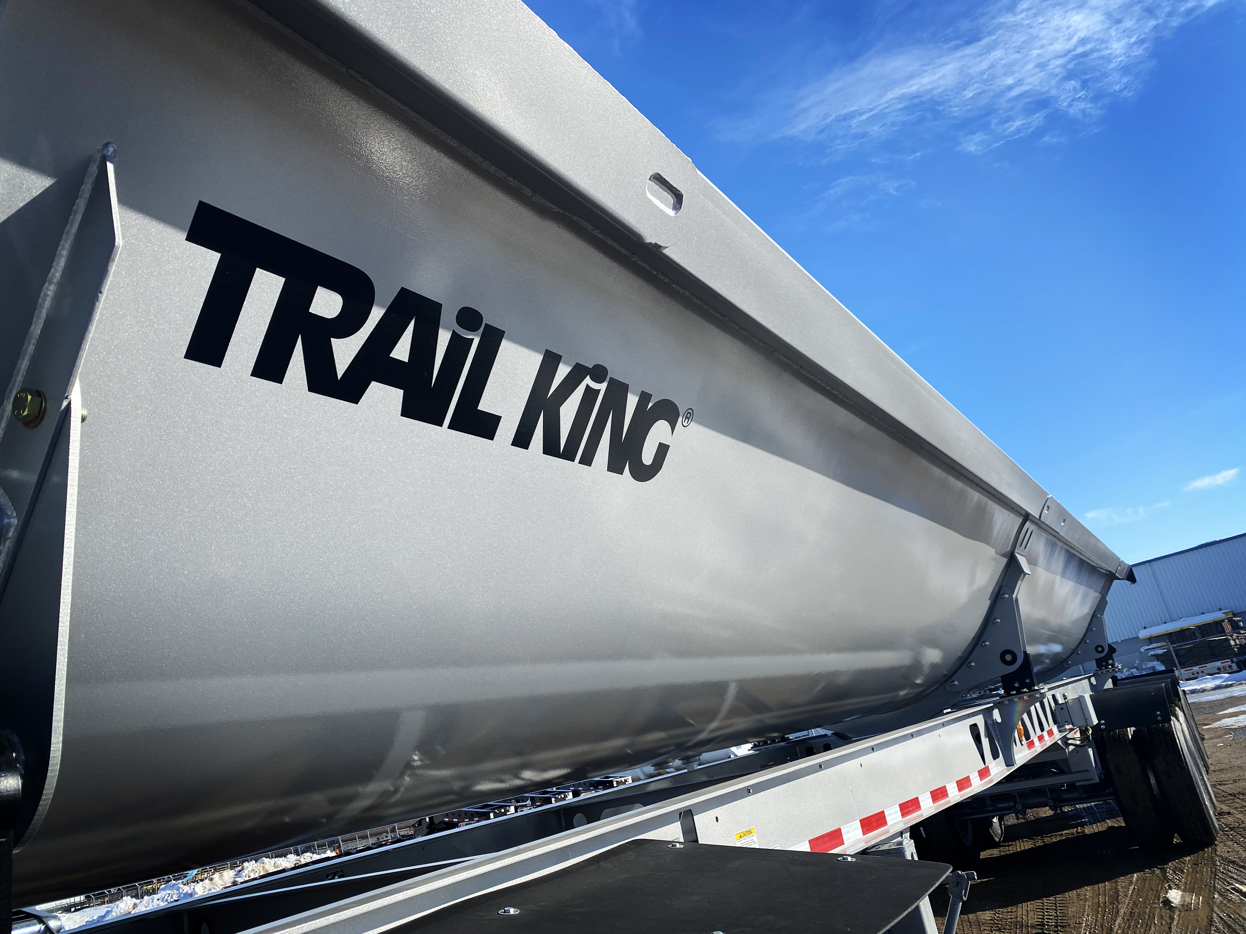 TrailKing TKSSD Steel Side Dump